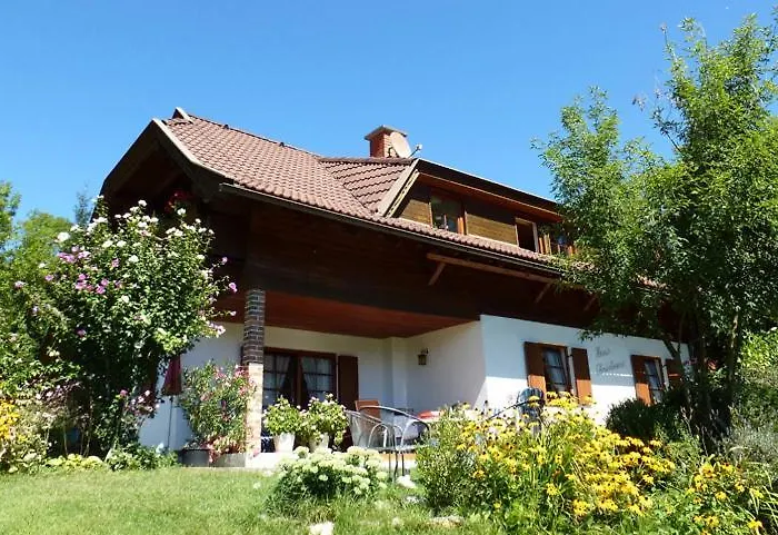Haus Christiane Pörtschach am Wörthersee